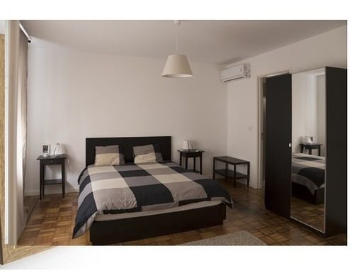 Bed and breakfast 100 Contos